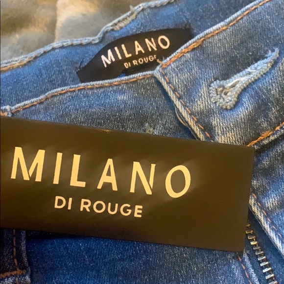 ✨✨NEVER WORN MILANO DI ROUGE HARLOW JEANS✨✨ - Picture 1 of 4